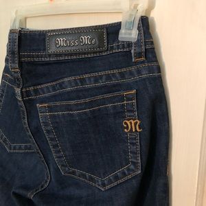 Miss Me size 26 Mid-Rise Skinny Jean
